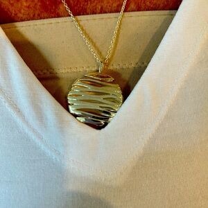 Silpada vintage pendant necklace. Sterling silver with beautiful design.